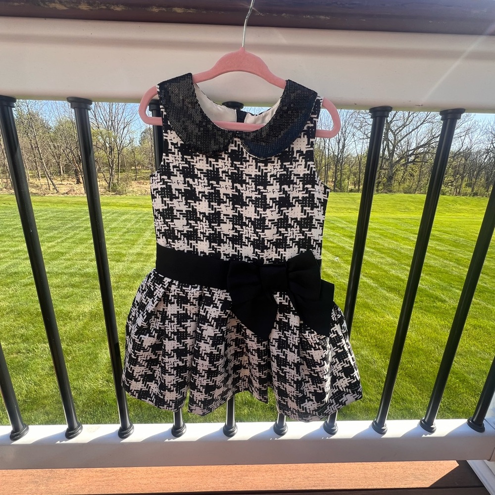 Chic Black and White Kids Dress